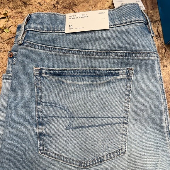 American Eagle Outfitters Super Low Rise Perfect Shorts Size 16 - Picture 3 of 16